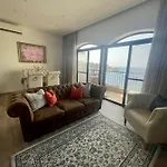 Front High End Apartment, Direct Sea Views. Марсалфорн