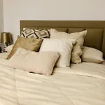 Front High End Apartment, Direct Sea Views. Марсалфорн