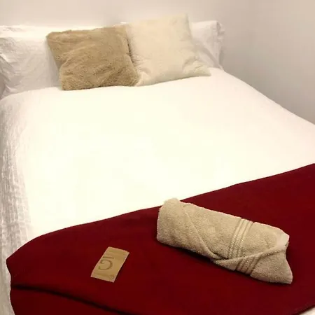 Апартаменты Front High End Apartment, Direct Sea Views. *