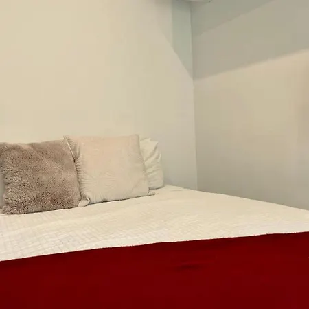 Apartment Front High End Apartment, Direct Sea Views. *