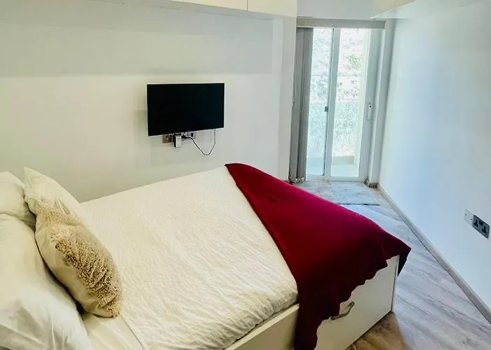 Front High End Apartment, Direct Sea Views. * Marsalforn